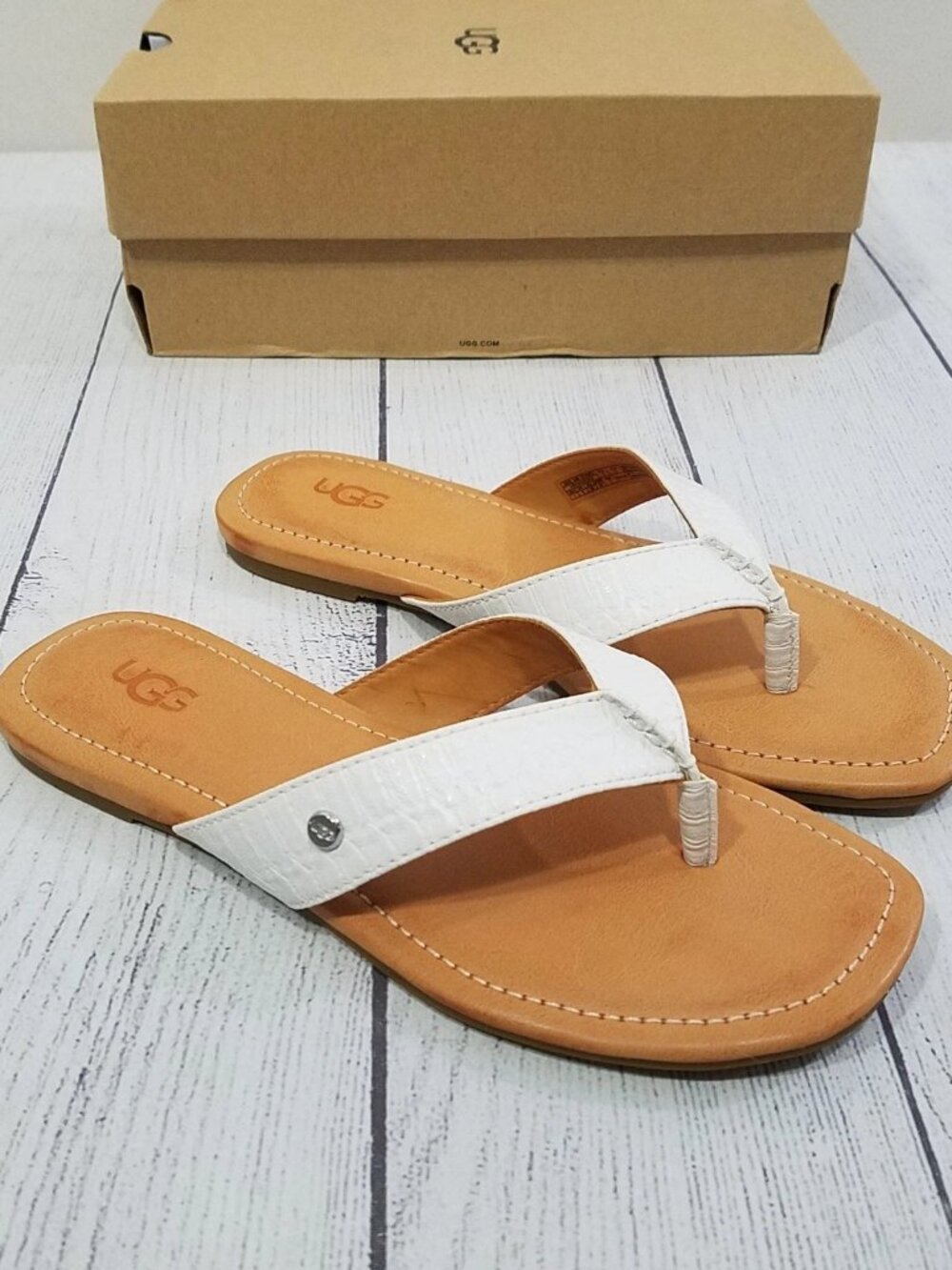UGG Tuolumne Leather Thong Sandals Womens Size 7